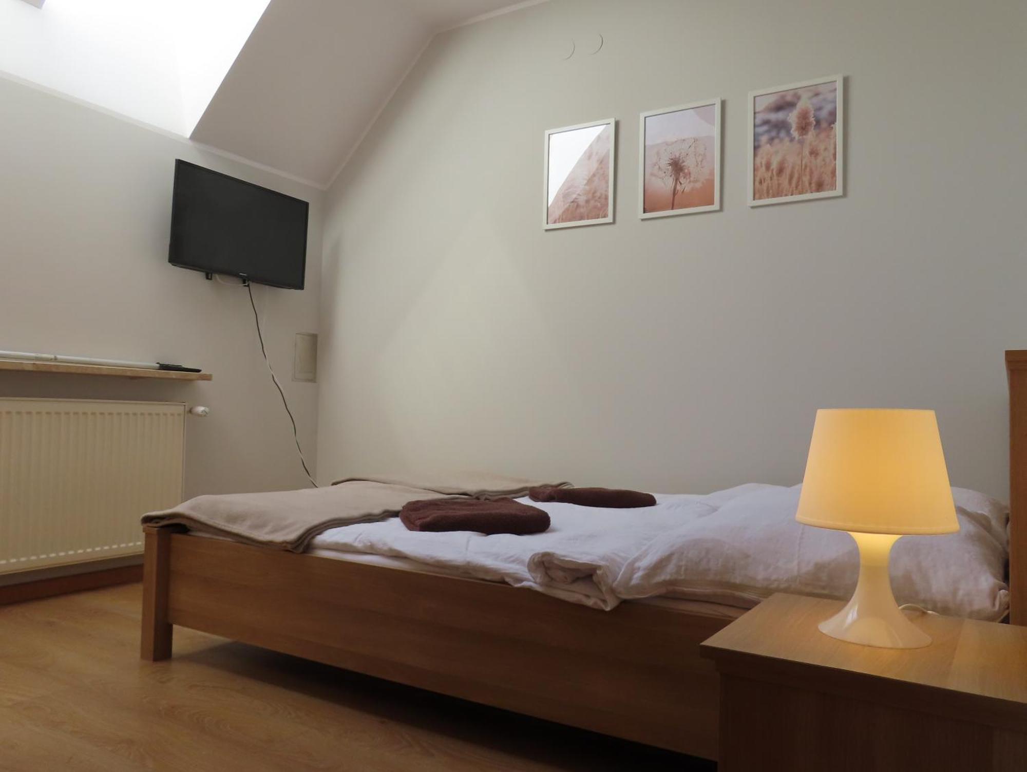 Dobry Zakatek Dom Rekolekcyjny Hotel Konstancin-Jeziorna Ngoại thất bức ảnh