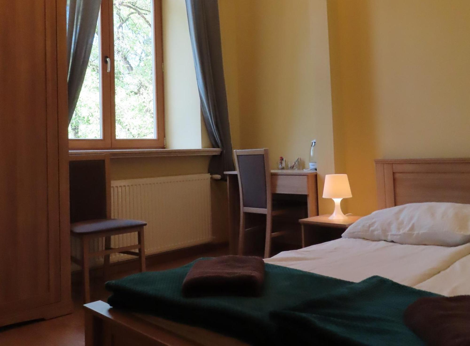 Dobry Zakatek Dom Rekolekcyjny Hotel Konstancin-Jeziorna Ngoại thất bức ảnh