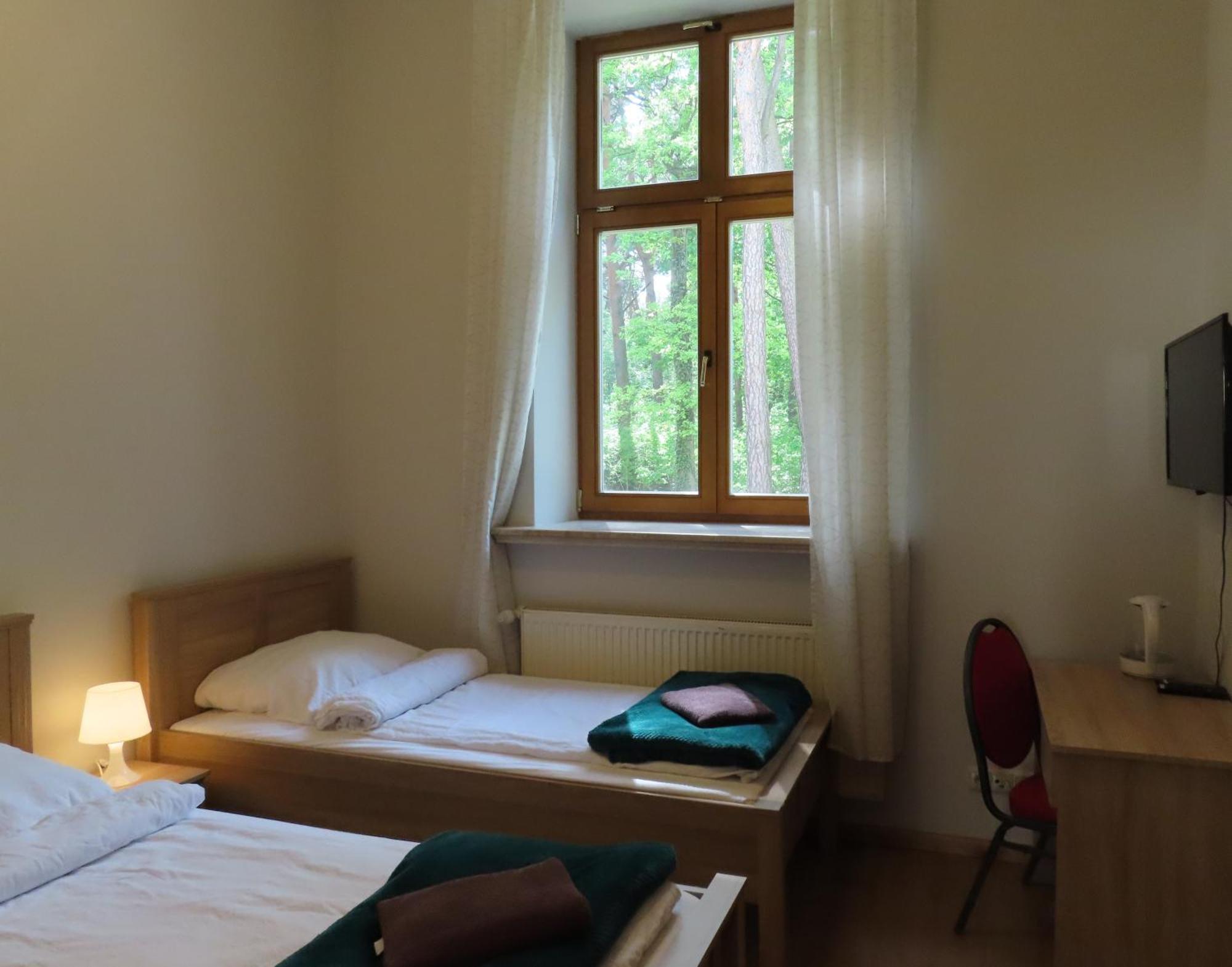 Dobry Zakatek Dom Rekolekcyjny Hotel Konstancin-Jeziorna Ngoại thất bức ảnh